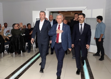 Ankara Büyükşehir Belediye Başkanı Mansur Yavaş, İftarda Nevşehirlilerle Buluştu